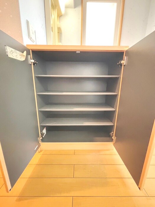 物件内観写真14　(靴箱)