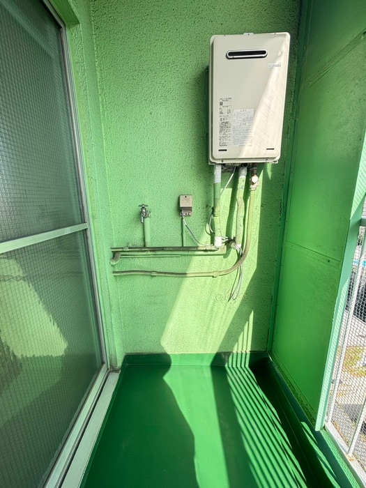 物件内観写真17　(洗濯機置場)