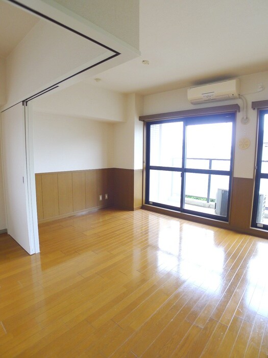 物件内観写真10　(居室)