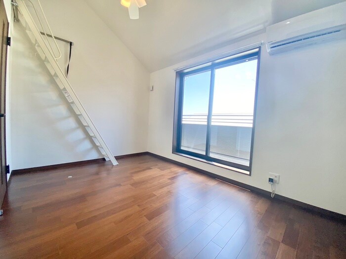 物件内観写真8　(居室)