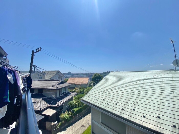 物件内観写真16　(室内からの展望)