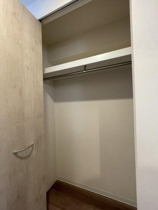 物件内観写真16　(収納)