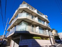 メゾンドール鷺沼の外観写真