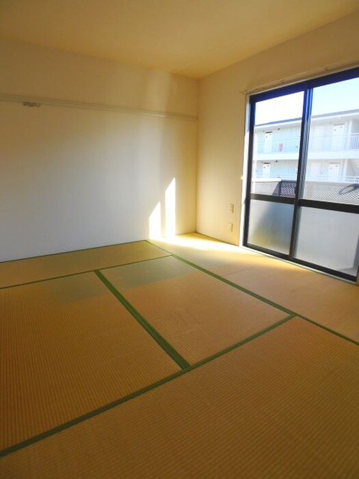 物件内観写真9　(ベランダ・バルコニー)