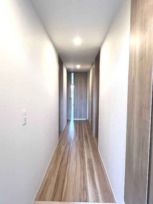 物件内観写真7　(廊下)