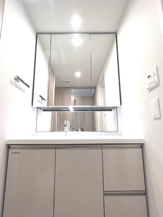 物件内観写真10　(洗面)