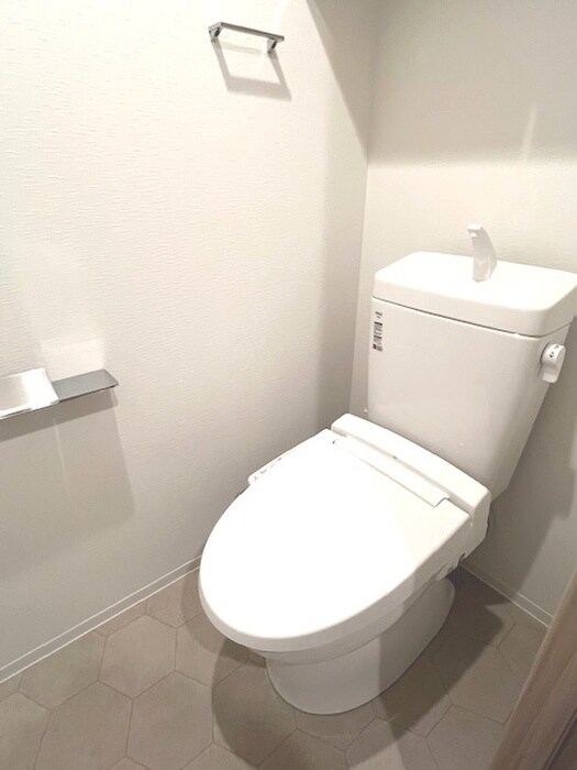 物件内観写真11　(トイレ)