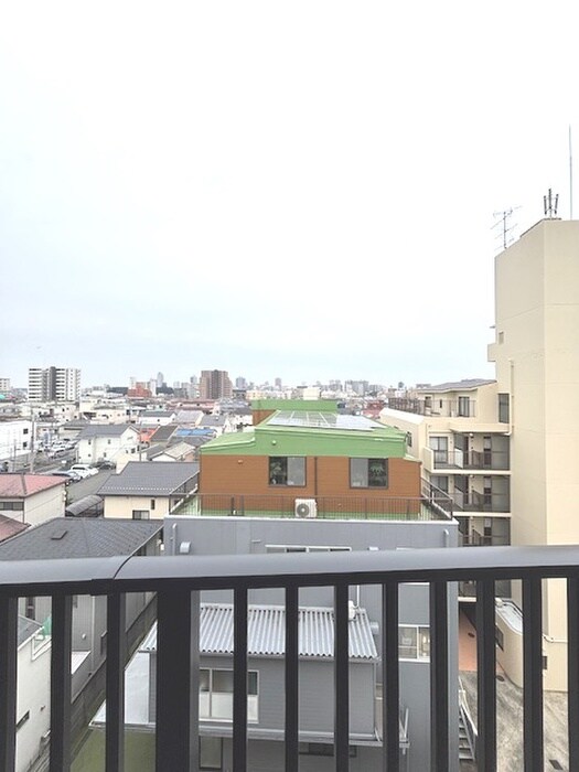 物件内観写真16　(室内からの展望)