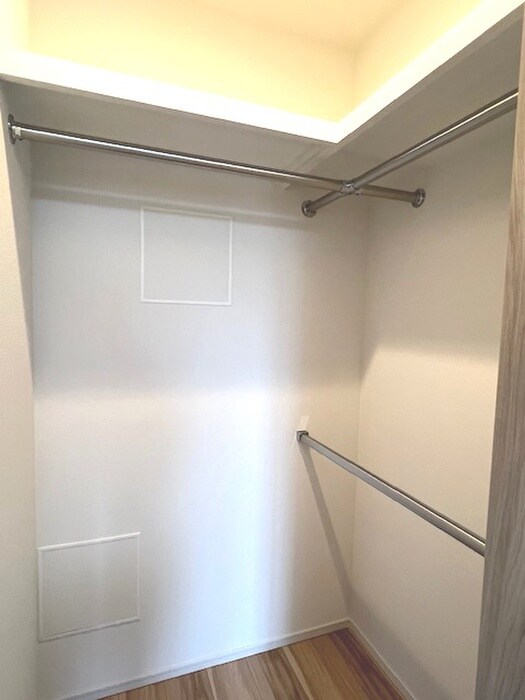 物件内観写真16　(収納)