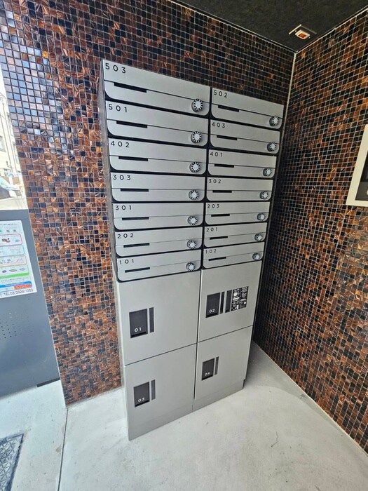 物件外観写真4　(建物設備)