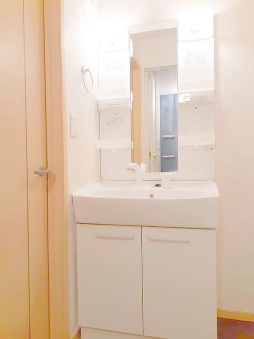 物件内観写真8　(洗面)