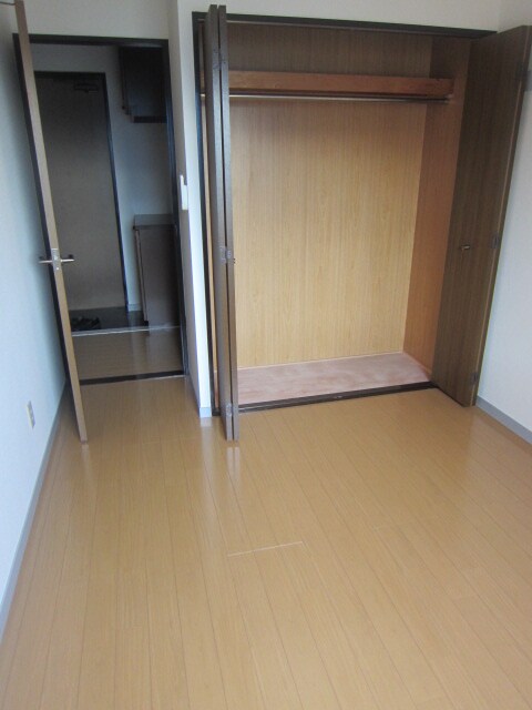 物件内観写真9　(収納)