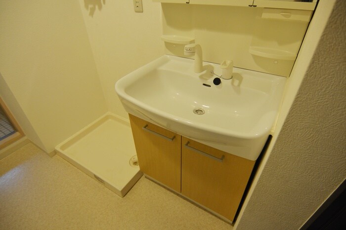 物件内観写真12　(洗面)