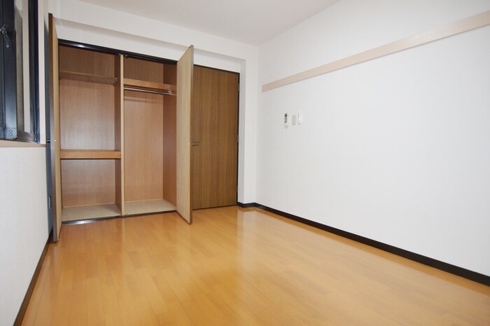 物件内観写真21　(居室)