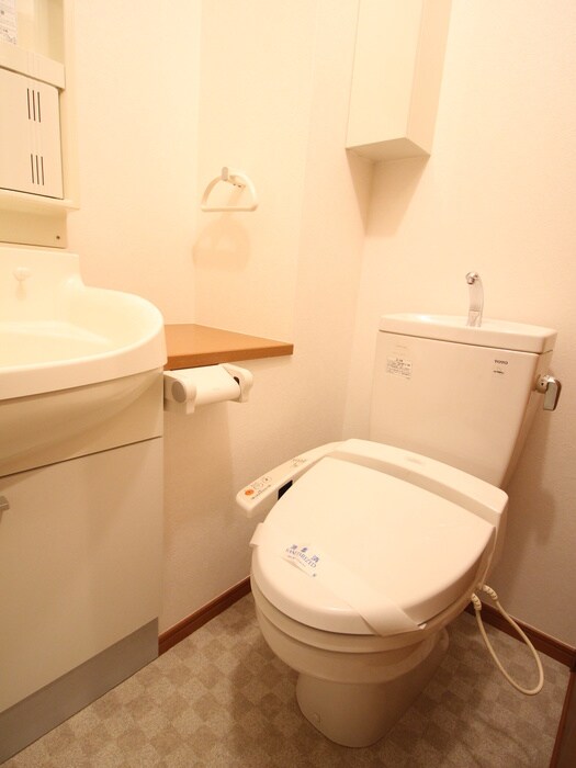 物件内観写真13　(トイレ)