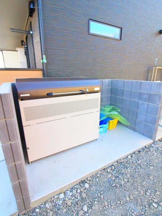 物件外観写真4　(建物設備)