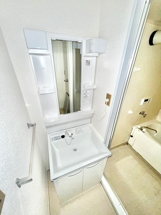 物件内観写真13　(洗面)