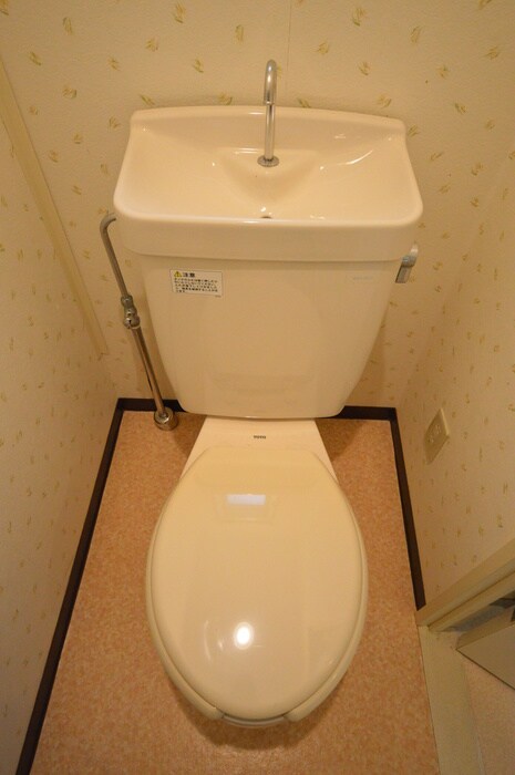 物件内観写真9　(トイレ)