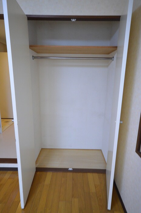 物件内観写真11　(収納)
