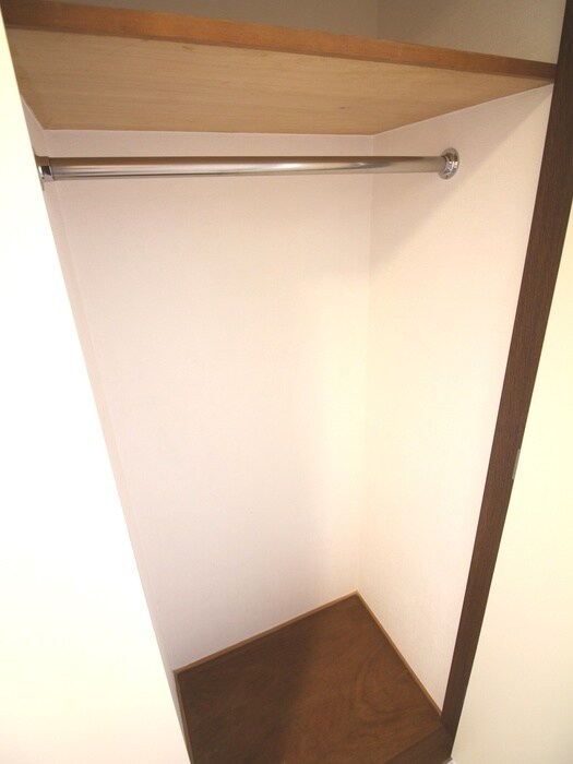 物件内観写真13　(収納)