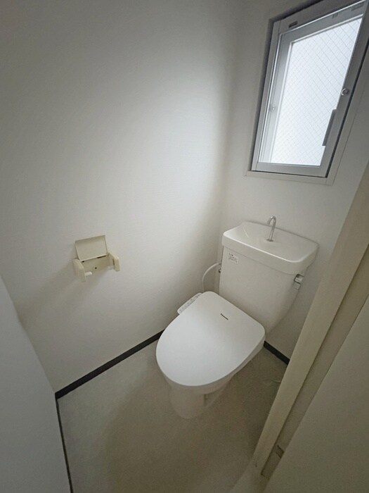 物件内観写真16　(トイレ)