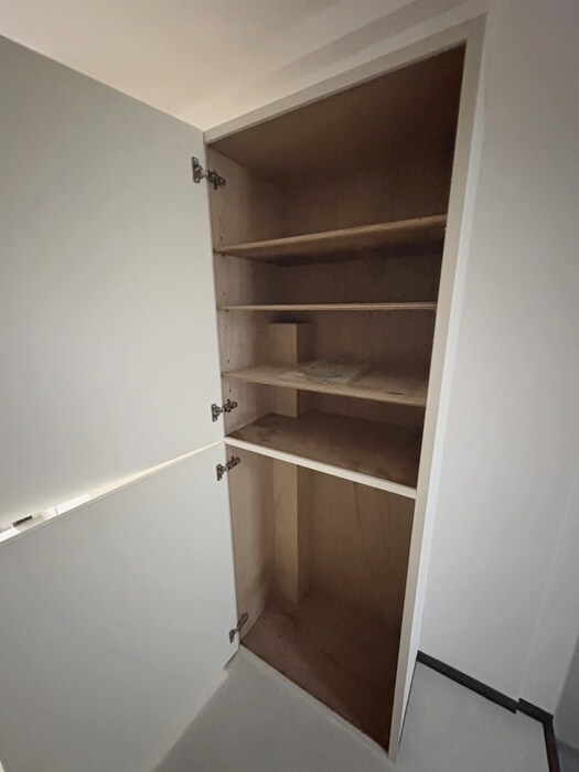 物件内観写真18　(収納)