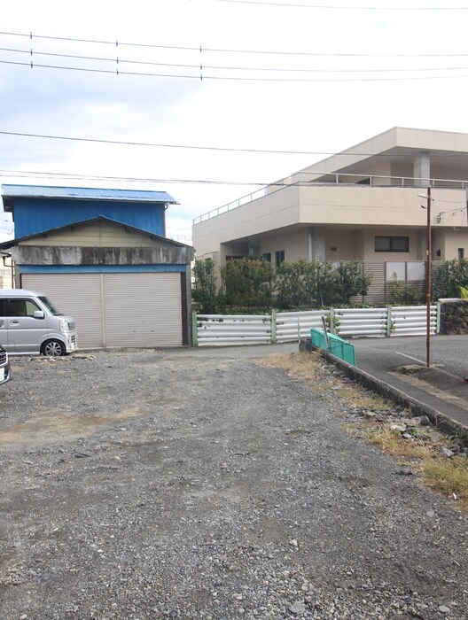 物件外観写真6　(周辺環境)