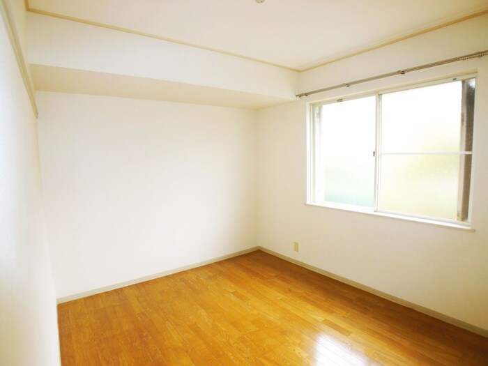 物件内観写真13　(居室)