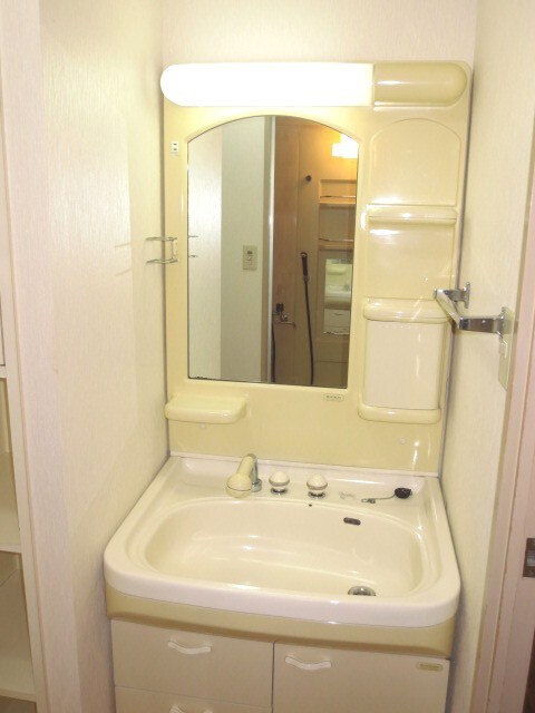 物件内観写真14　(洗面)