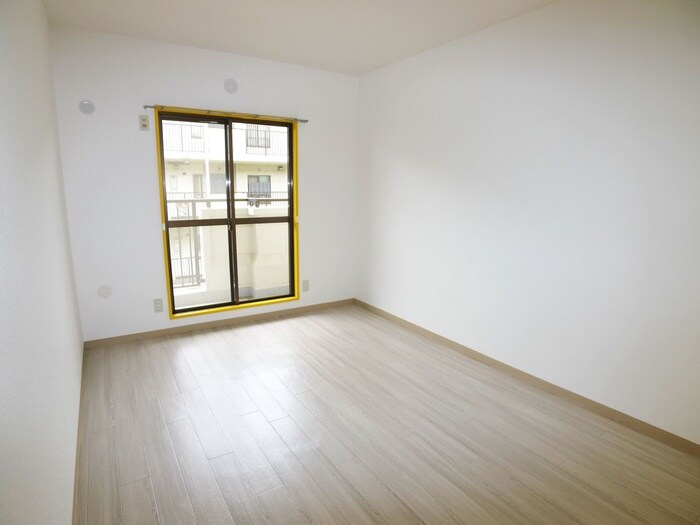 物件内観写真7　(居室)