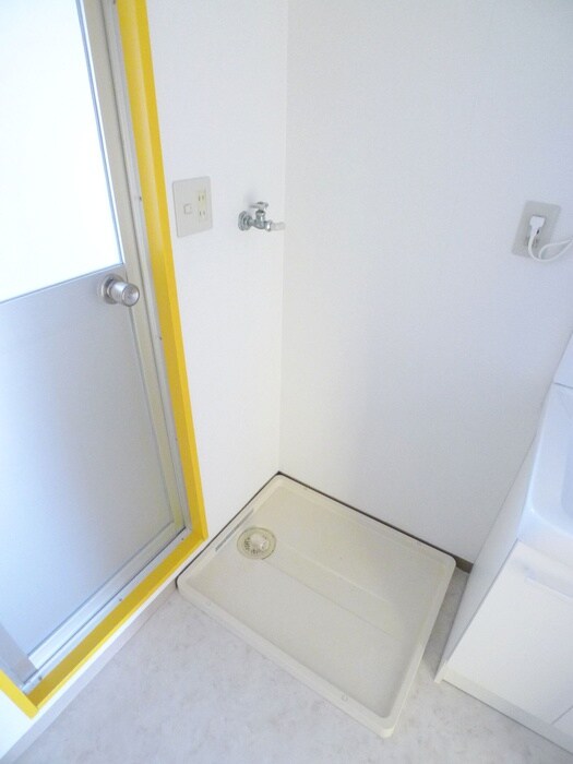 物件内観写真21　(洗濯機置場)