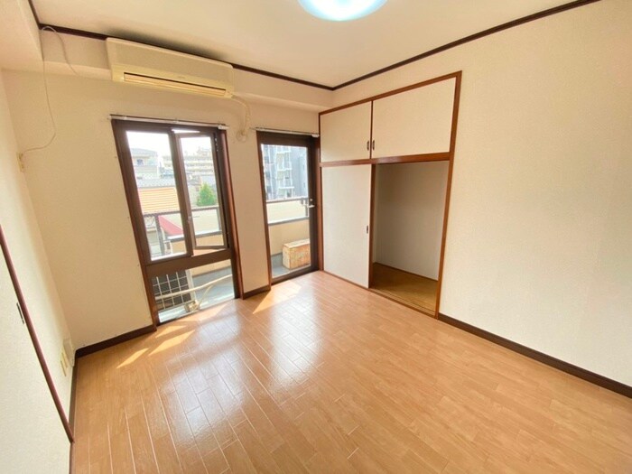 物件内観写真11　(居室)