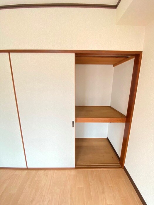 物件内観写真21　(収納)