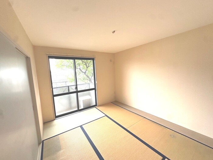 物件内観写真9　(居室)