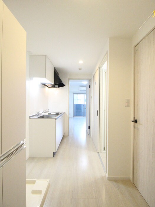 物件内観写真7　(玄関)