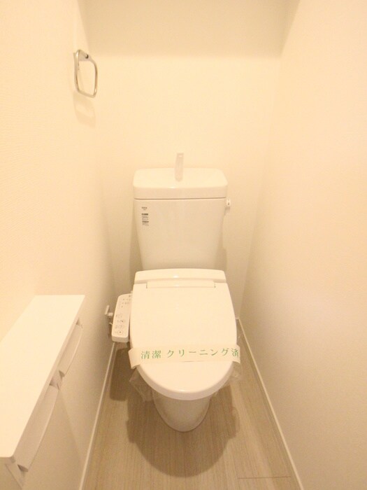 物件内観写真9　(トイレ)