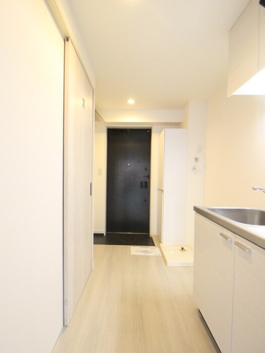 物件内観写真20　(廊下)