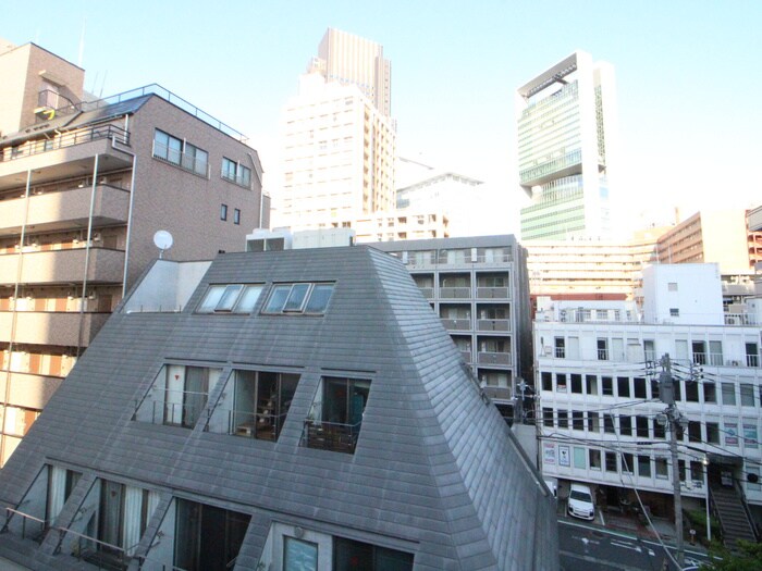 物件内観写真21　(室内からの展望)