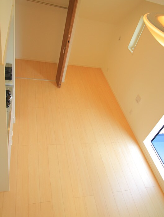 物件内観写真11　(居室)