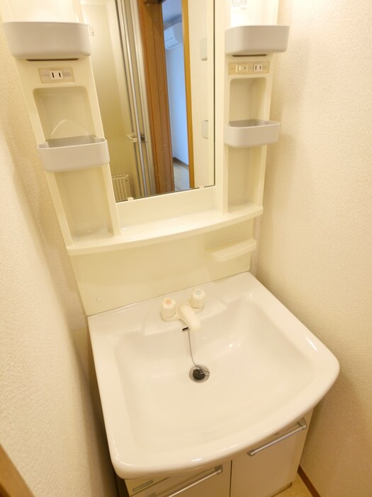 物件内観写真11　(洗面)