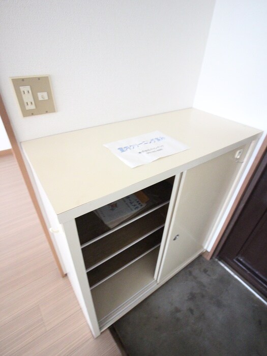 物件内観写真17　(靴箱)