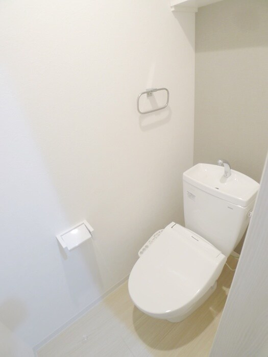 物件内観写真9　(トイレ)