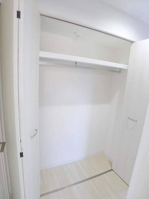 物件内観写真16　(収納)