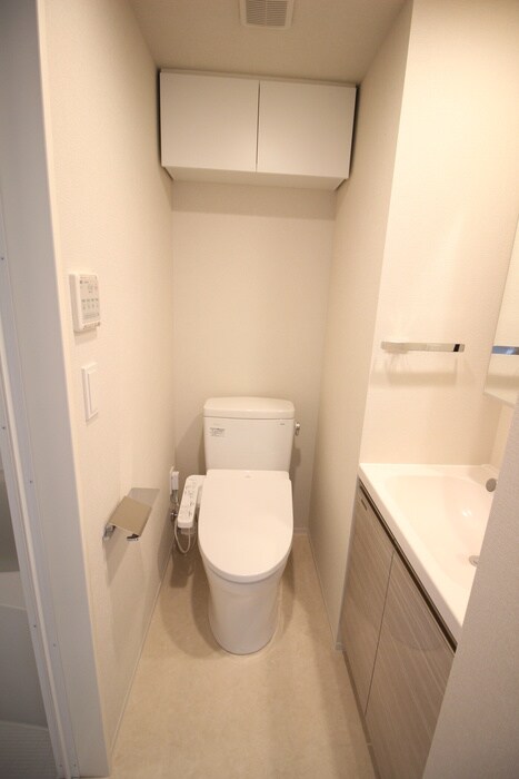 物件内観写真14　(トイレ)