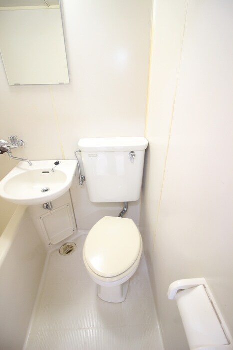 物件内観写真14　(トイレ)