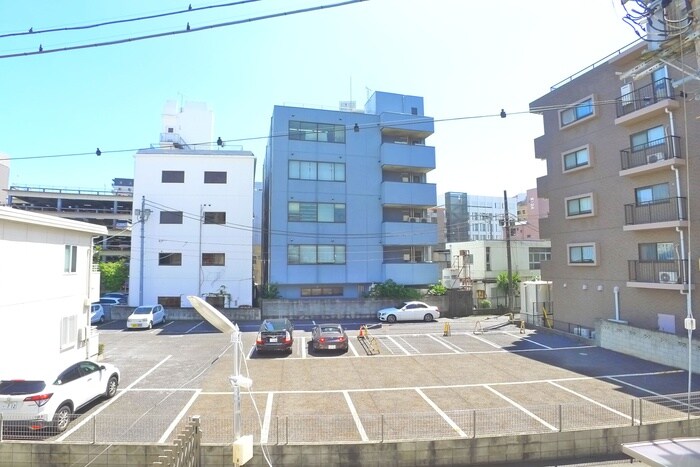 物件内観写真21　(室内からの展望)