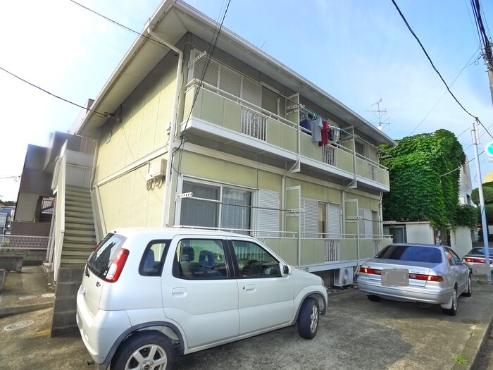 物件外観写真5　(駐車場)