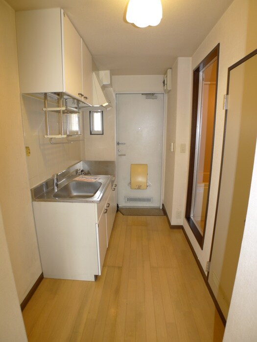 物件内観写真17　(廊下)