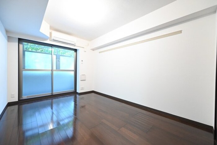 物件内観写真5　(居室)