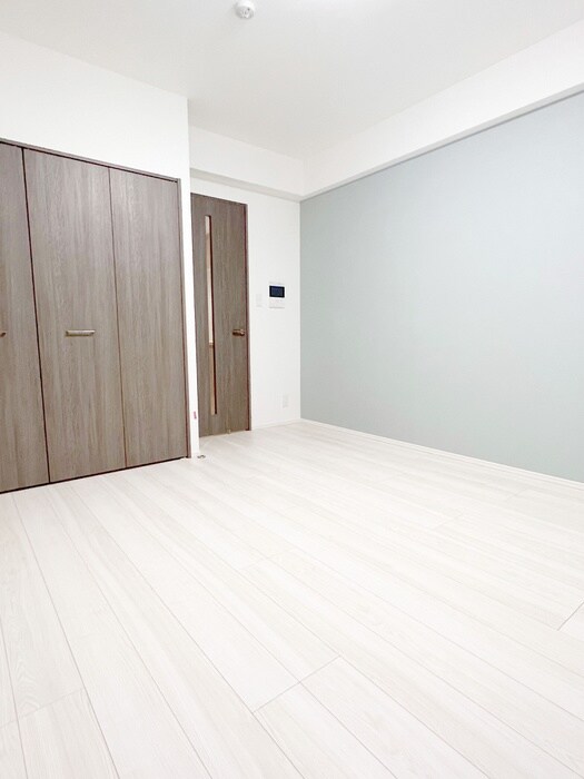 物件内観写真11　(室内からの展望)